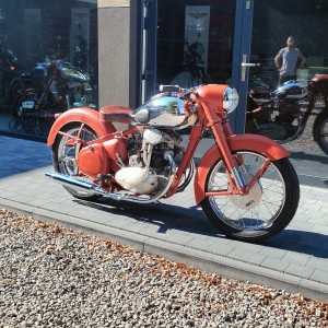 JAWA 500 OHC 01 1954