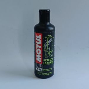 MOTUL M3 PERFECT LEATHER 250ml Leather cleaner and preservative